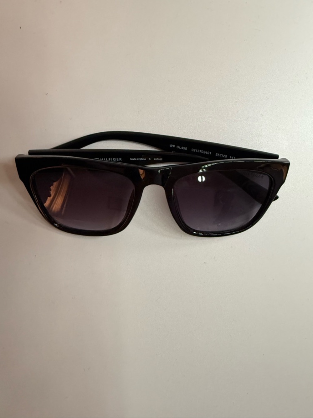 Tommy Hilfiger Black Square Sunglasses | Classic Designer Shades